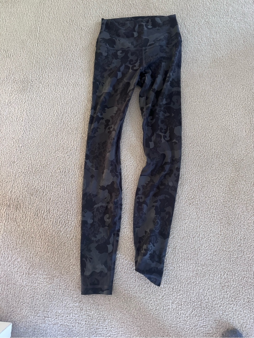 High-Rise Women's Black Camo Leggings